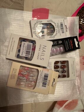 Assorted Press-On Nails Set - Pink, Brown, White - Unbranded